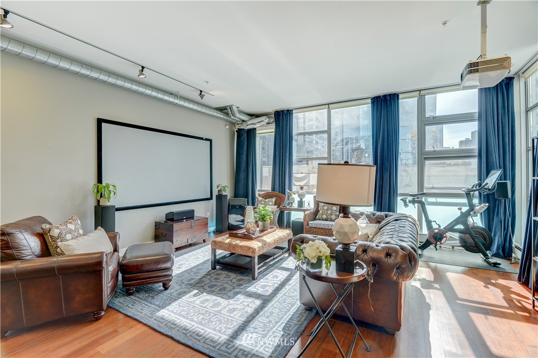 2015 Terry Avenue, Unit 417 Seattle, WA 98121 - Photo 3 of 18