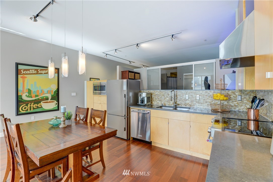 2015 Terry Avenue, Unit 417 Seattle, WA 98121 - Photo 7 of 18