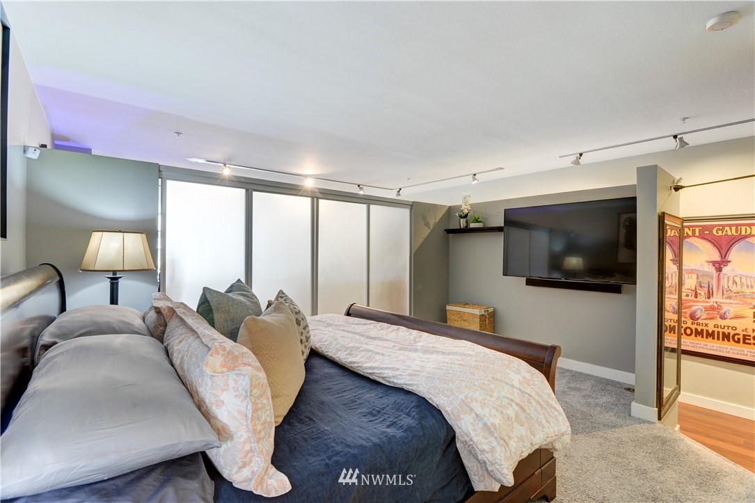 2015 Terry Avenue, Unit 417 Seattle, WA 98121 - Photo 10 of 18