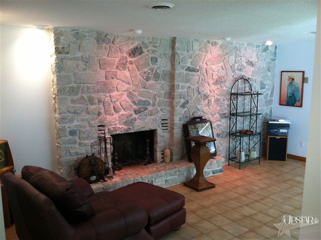 9721 Garman Road Leo, IN 46765 - Photo 9 of 30