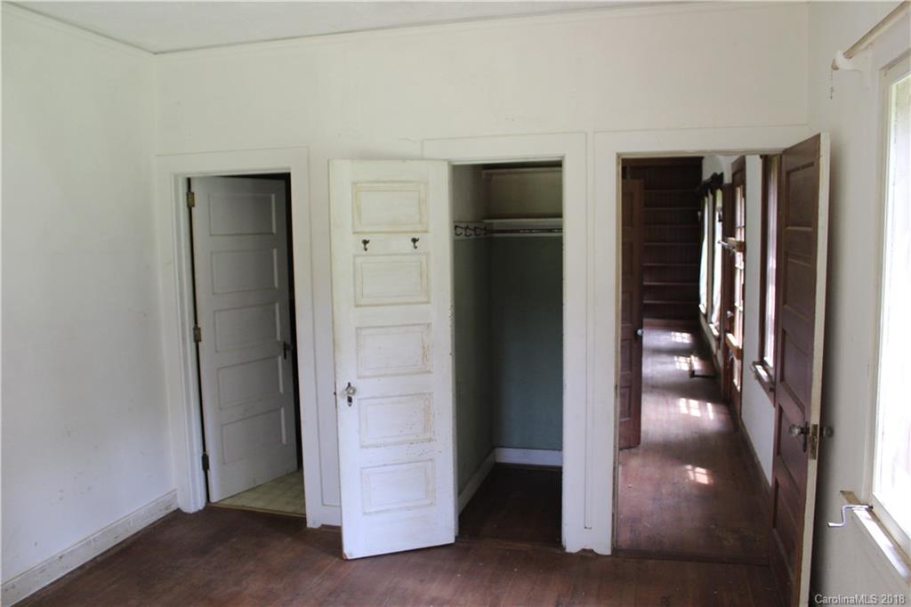 213 Shuford Road Columbus, NC 28722 - Photo 13 of 32 Gallery Image 13