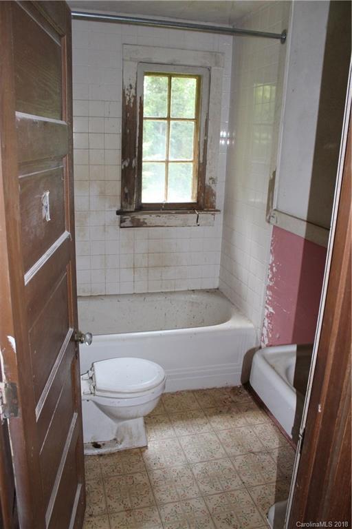 213 Shuford Road Columbus, NC 28722 - Photo 17 of 32 Gallery Image 17