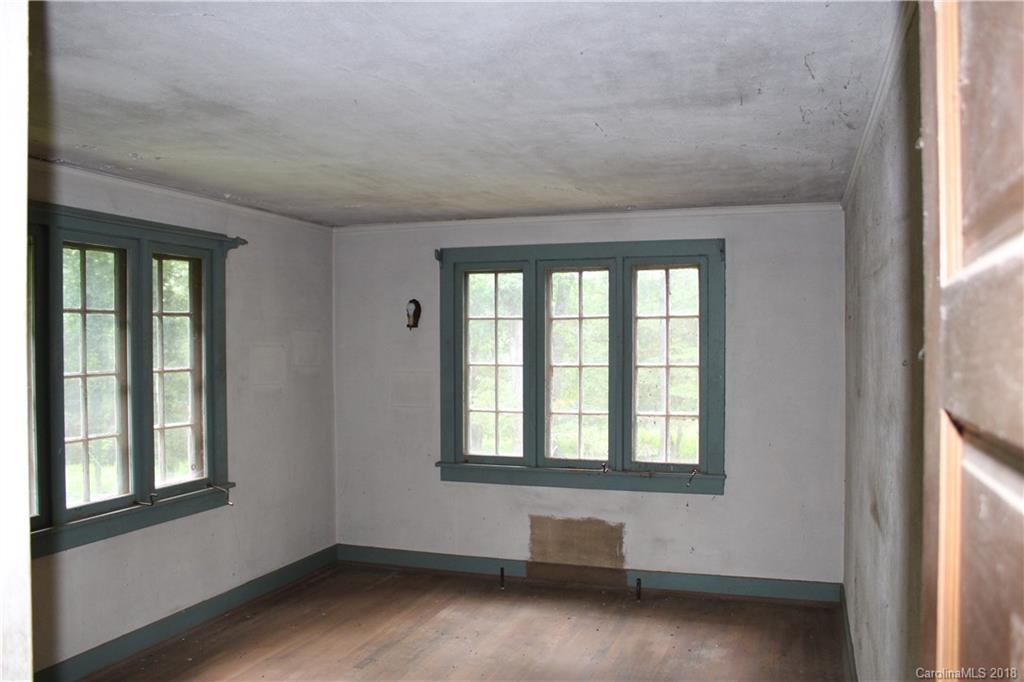 213 Shuford Road Columbus, NC 28722 - Photo 18 of 32 Gallery Image 18