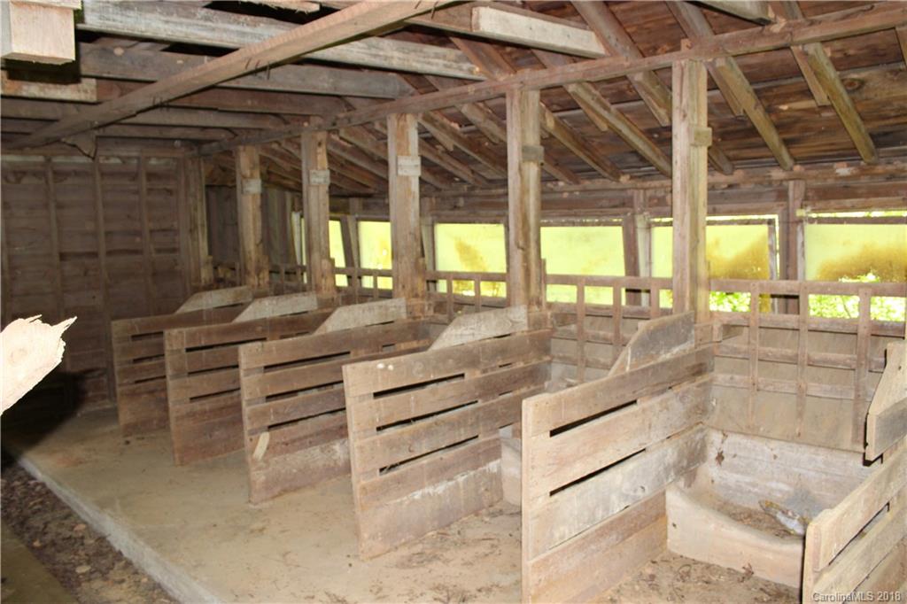 213 Shuford Road Columbus, NC 28722 - Photo 30 of 32 Gallery Image 30