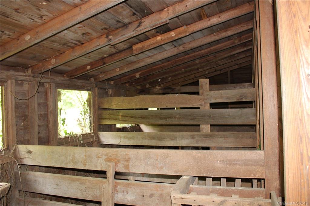 213 Shuford Road Columbus, NC 28722 - Photo 31 of 32 Gallery Image 31