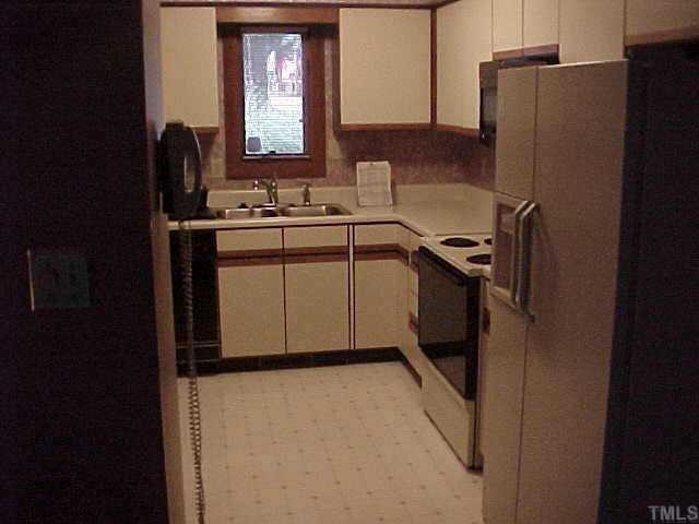 3602 Top Of Pines Raleigh, NC 27604 - Photo 3 of 7 Kitchen