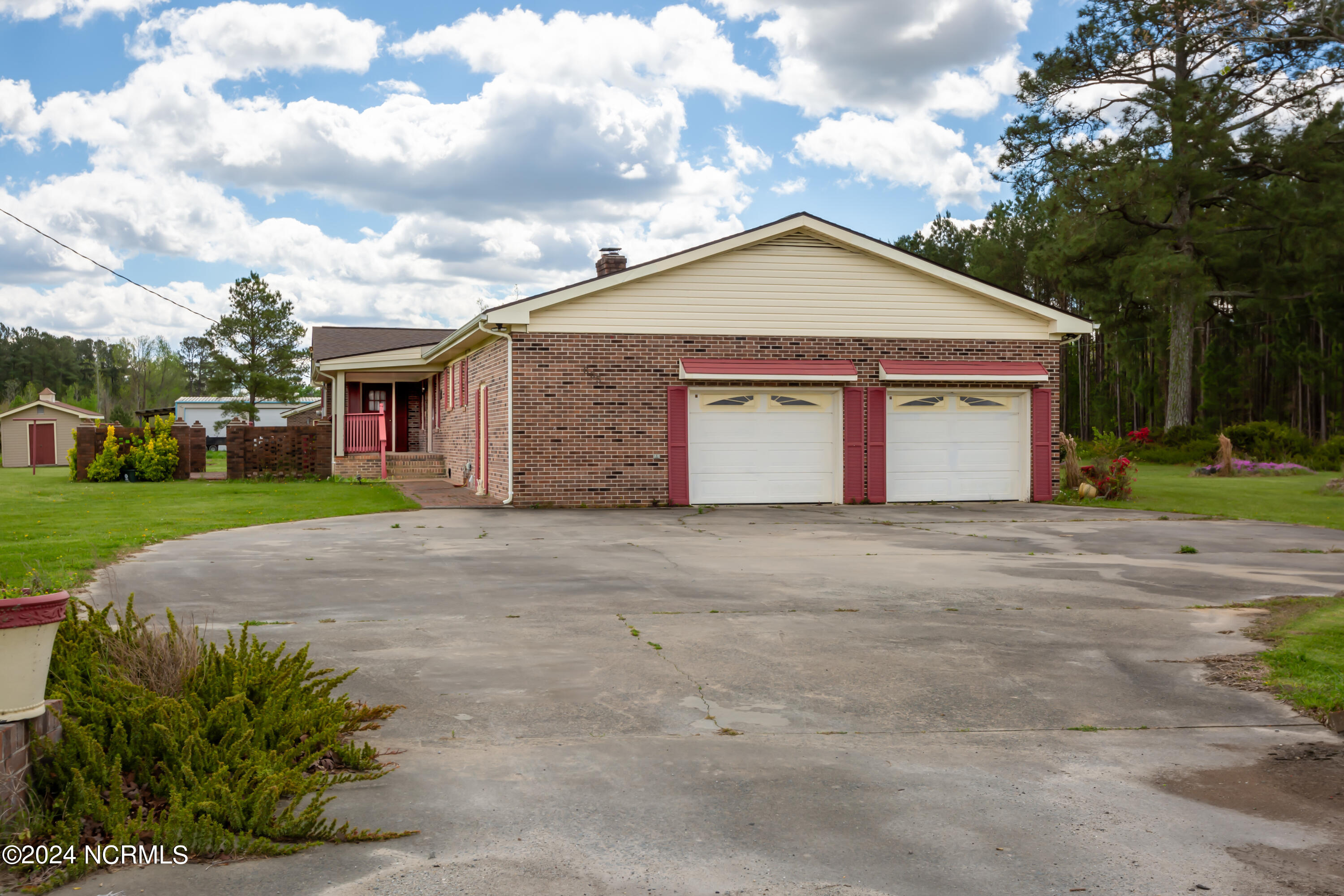 655 Stevenson Road New Bern, NC 28562 - Photo 5 of 39 Rock I (1191 of 1)