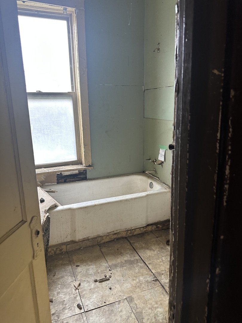 134 West 107th Street Chicago, IL 60628 - Photo 6 of 11