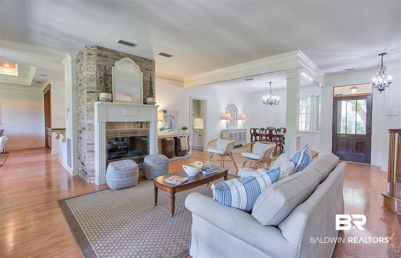 102 Sandhill Court Fairhope, AL 36532 - Photo 7 of 34