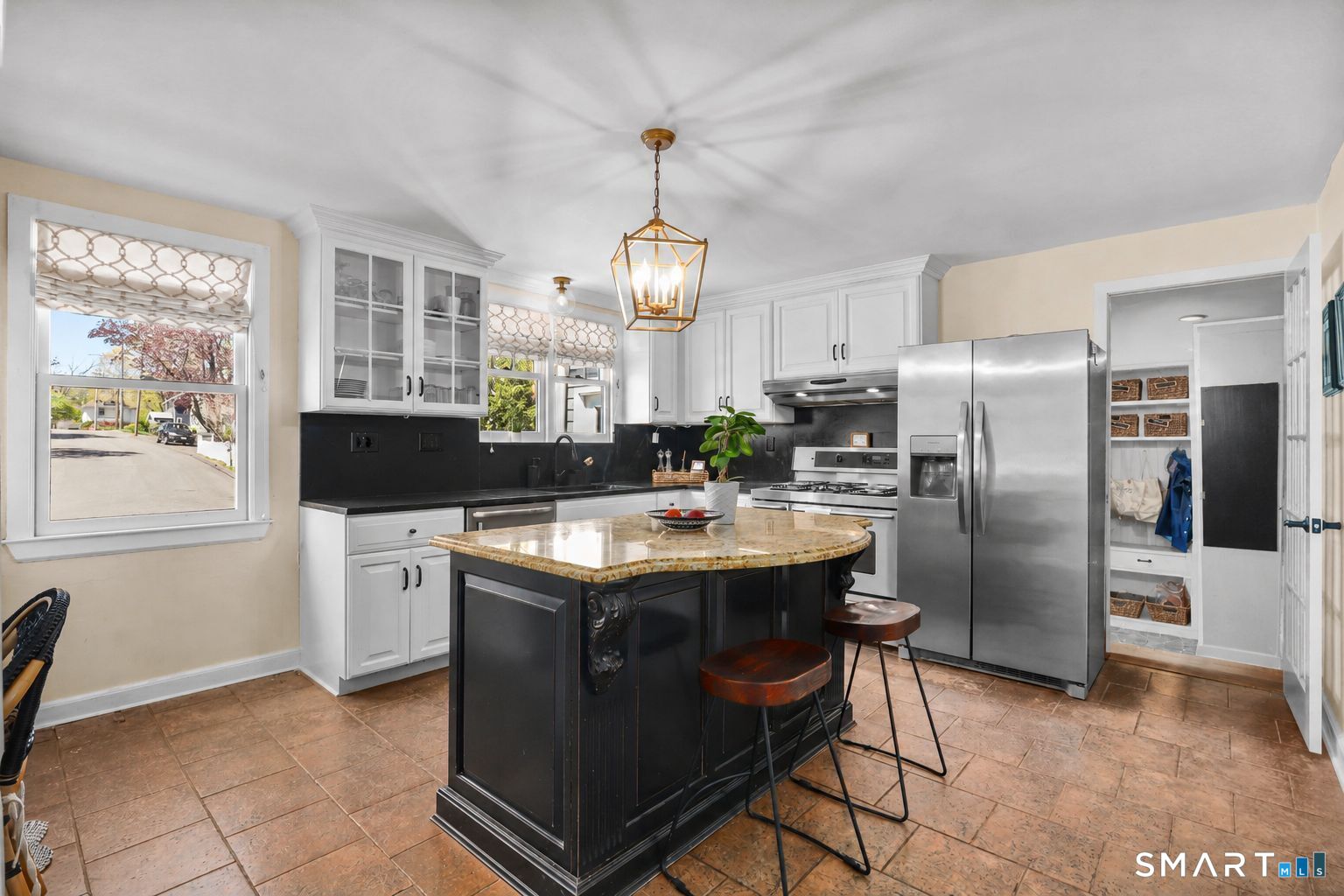 24 Island Hill Avenue Ridgefield, CT 06877 - Photo 11 of 40
