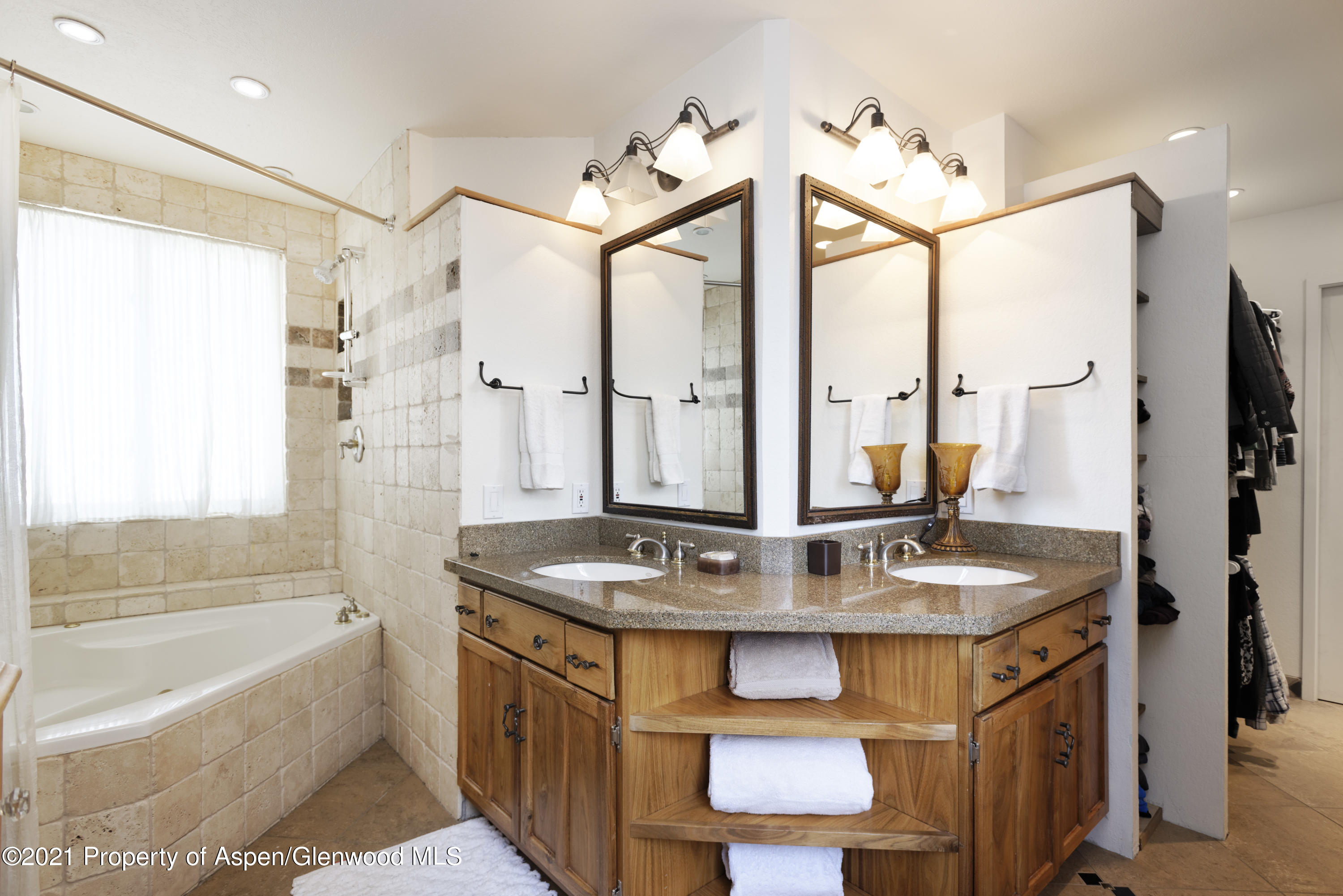 20 Meadow Ranch Road Snowmass Village, CO 81615 - Photo 17 of 19 20MeadowRanchRd_HiRes_02112021038