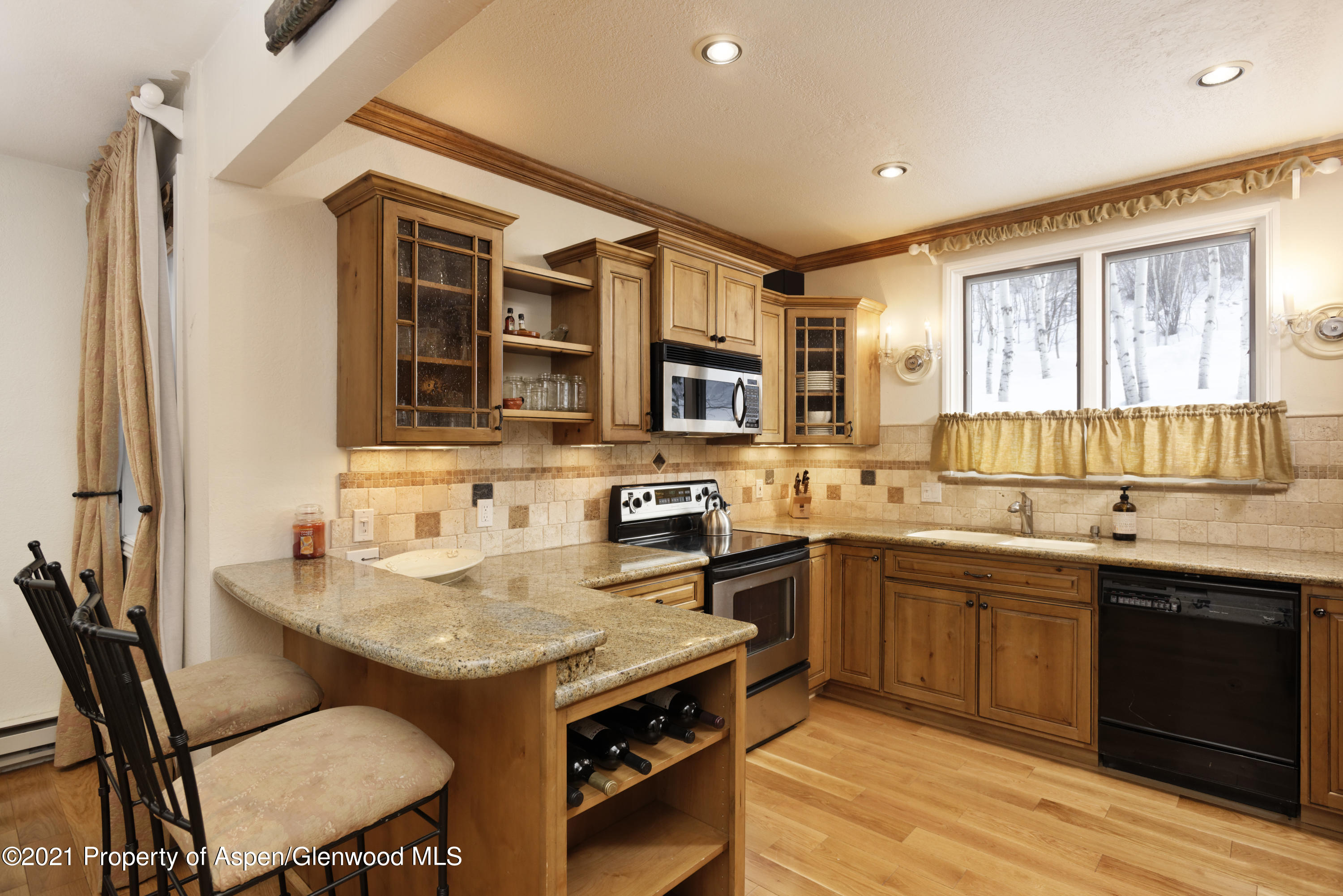 20 Meadow Ranch Road Snowmass Village, CO 81615 - Photo 7 of 19 20MeadowRanchRd_HiRes_02112021030