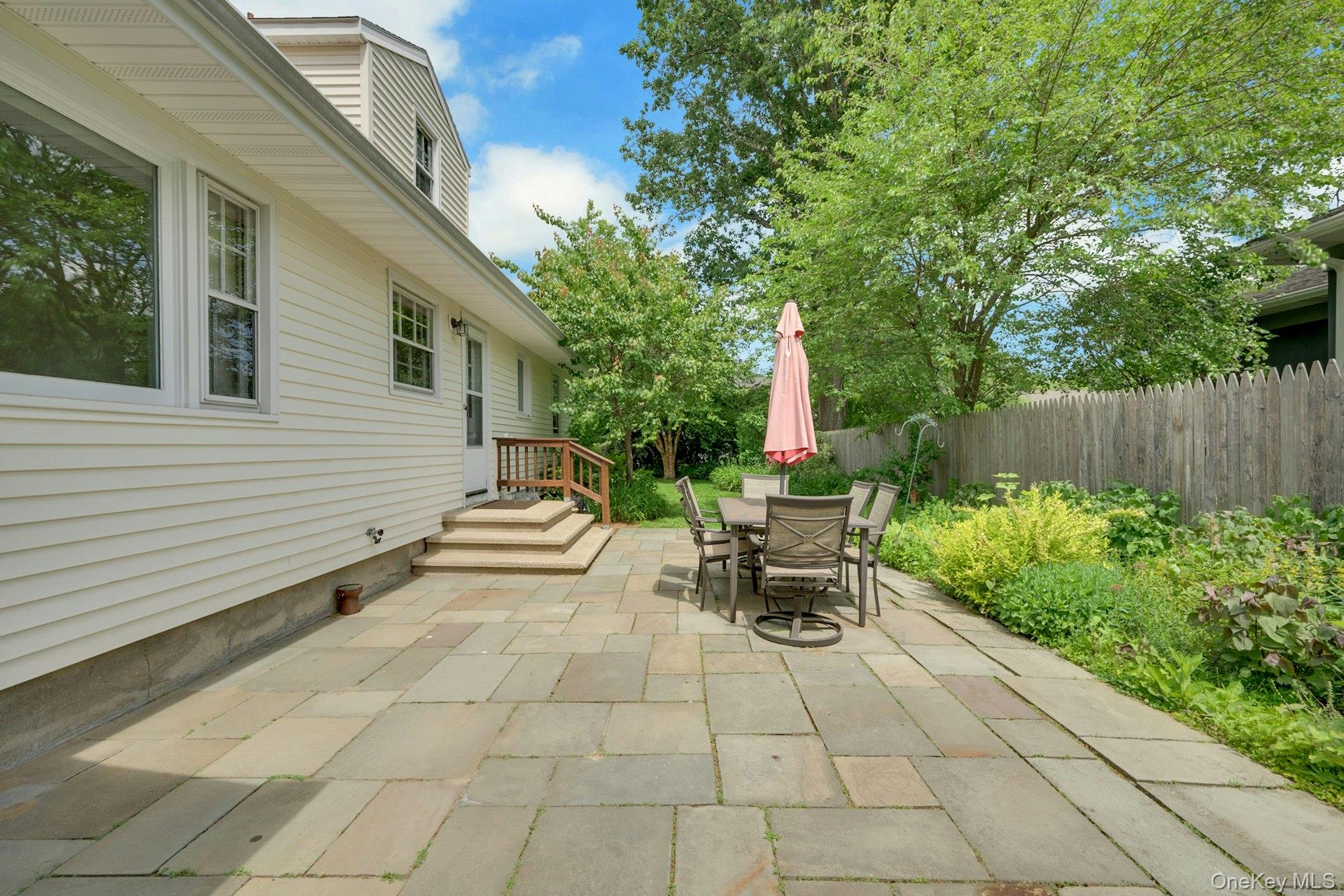29 Old Orchard Road Rye Brook, NY 10573 - Photo 35 of 42