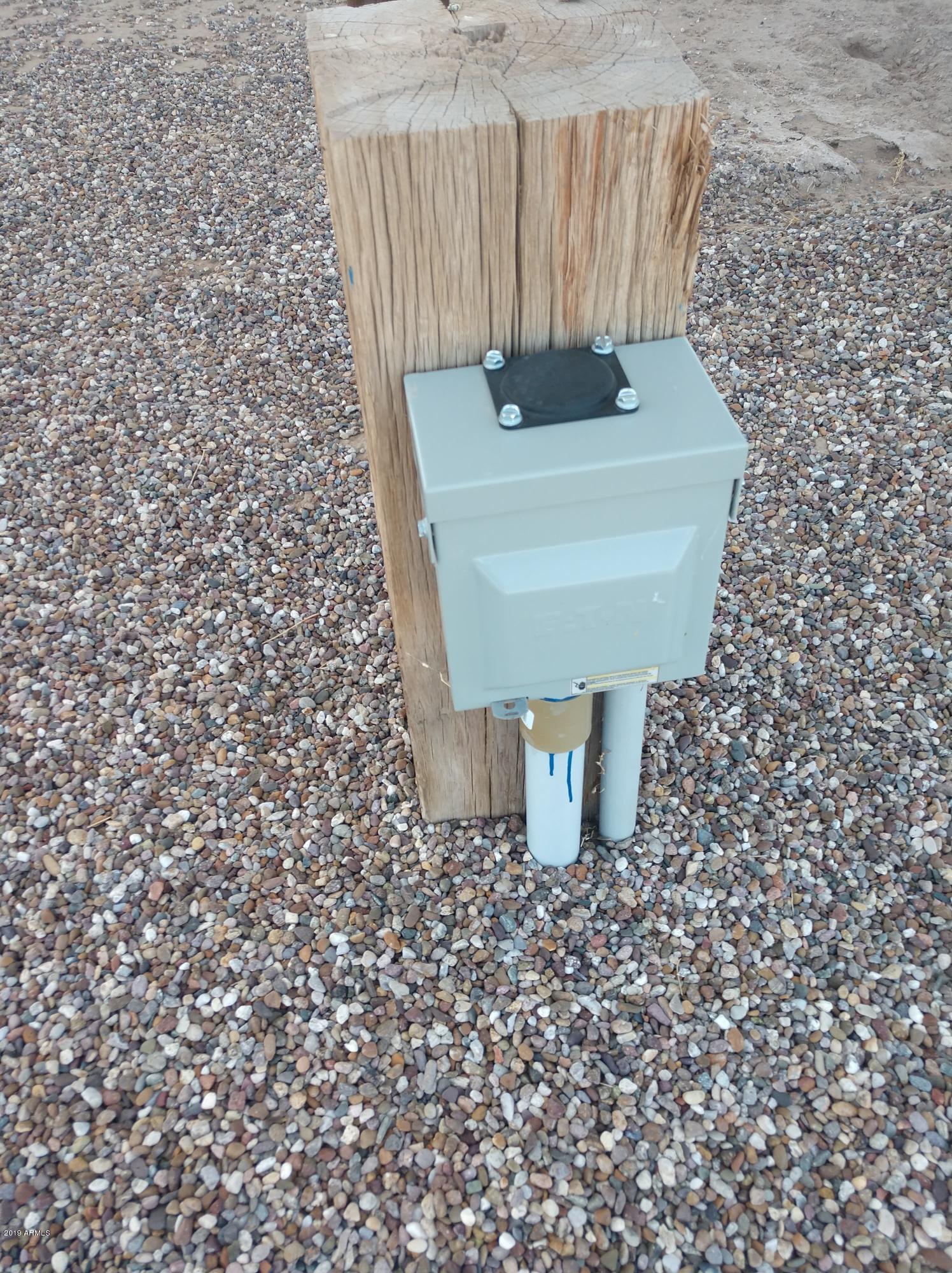 28350 South Barrett Road Eloy, AZ 85131 - Photo 26 of 27 rv plug2_LAND_Barrett Rd (P)