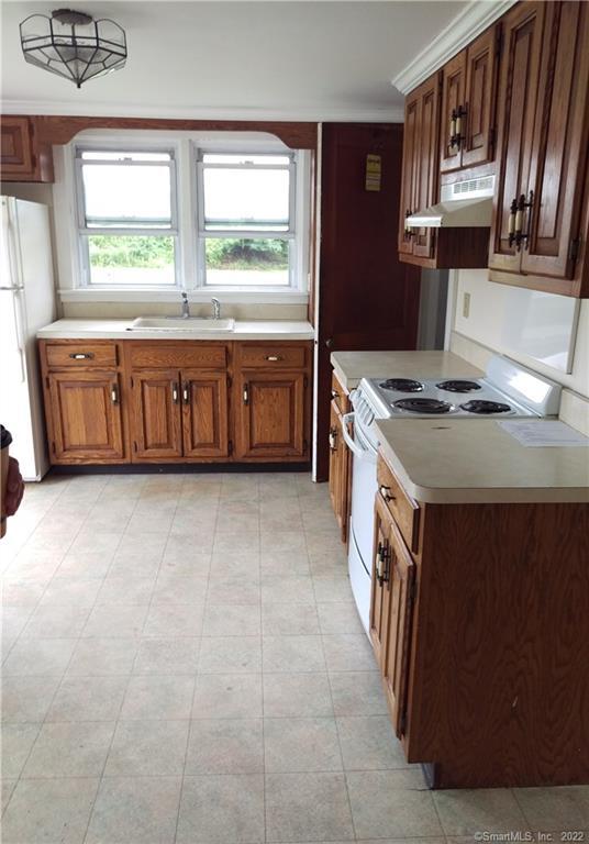 52 Gillotti Road New Fairfield, CT 06812 - Photo 12 of 17