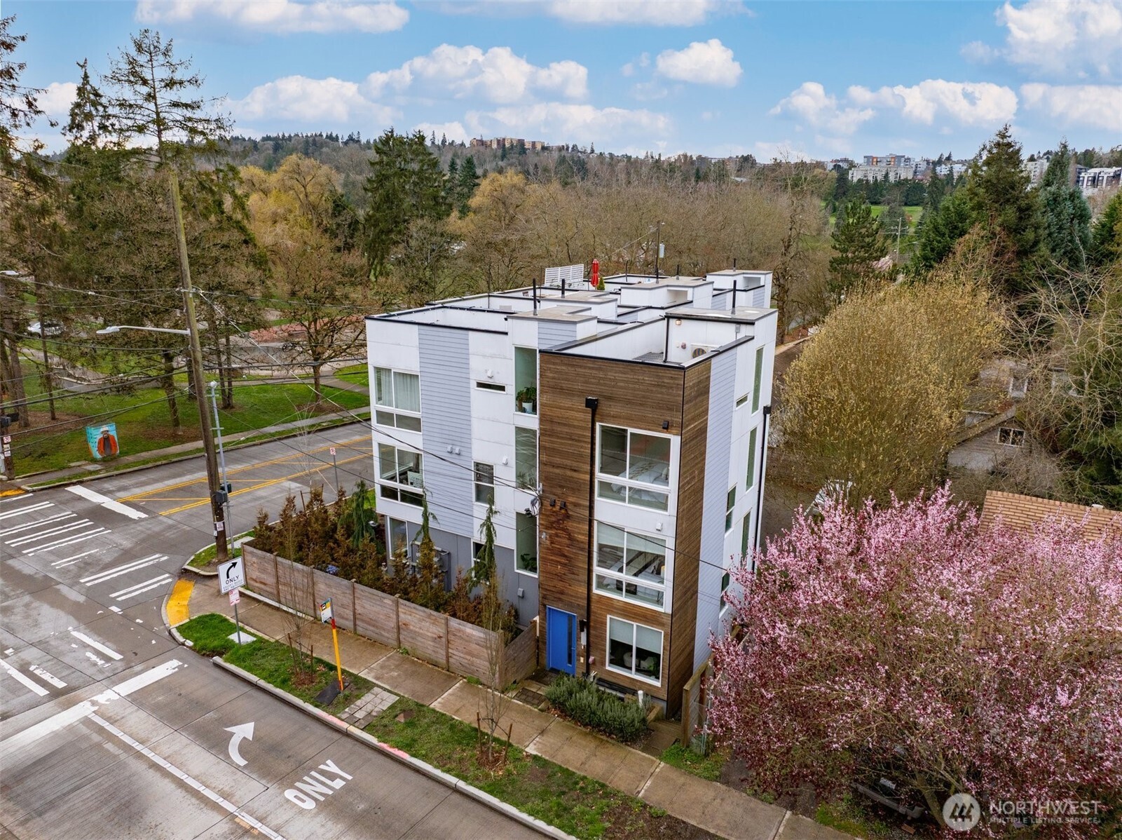 4155 Delridge Way Southwest Seattle, WA 98106 - Photo 1 of 22 a picture of city view