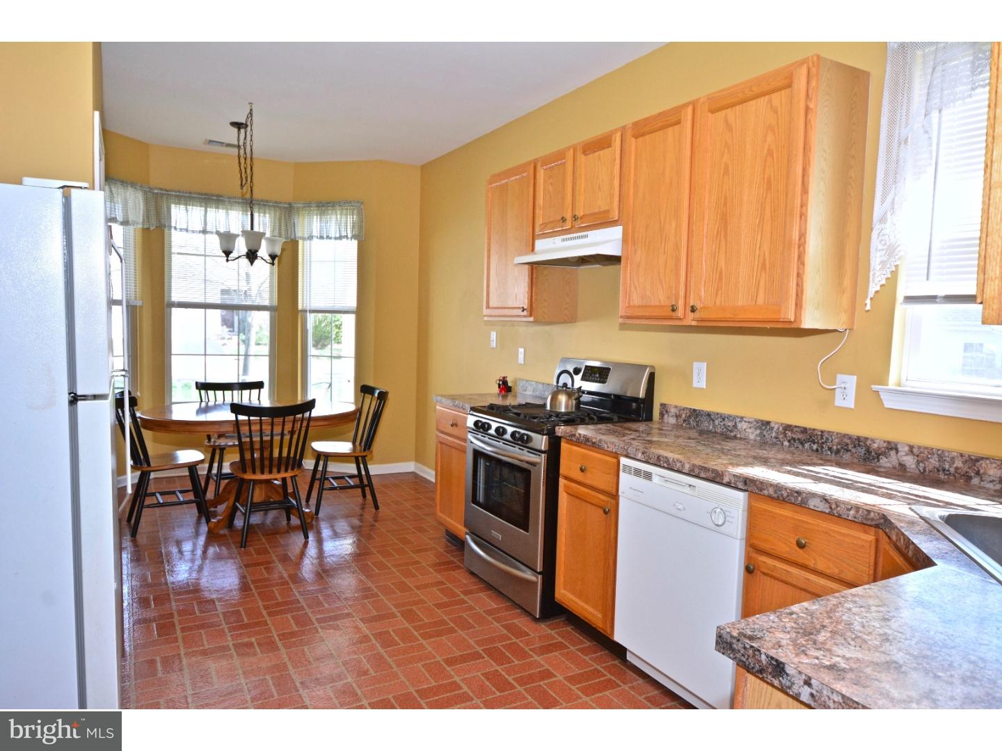 44 Foster Road Pennington, NJ 08534 - Photo 11 of 25 Gallery Image 11
