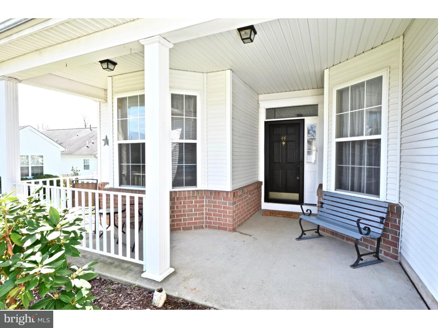 44 Foster Road Pennington, NJ 08534 - Photo 3 of 25 Gallery Image 3