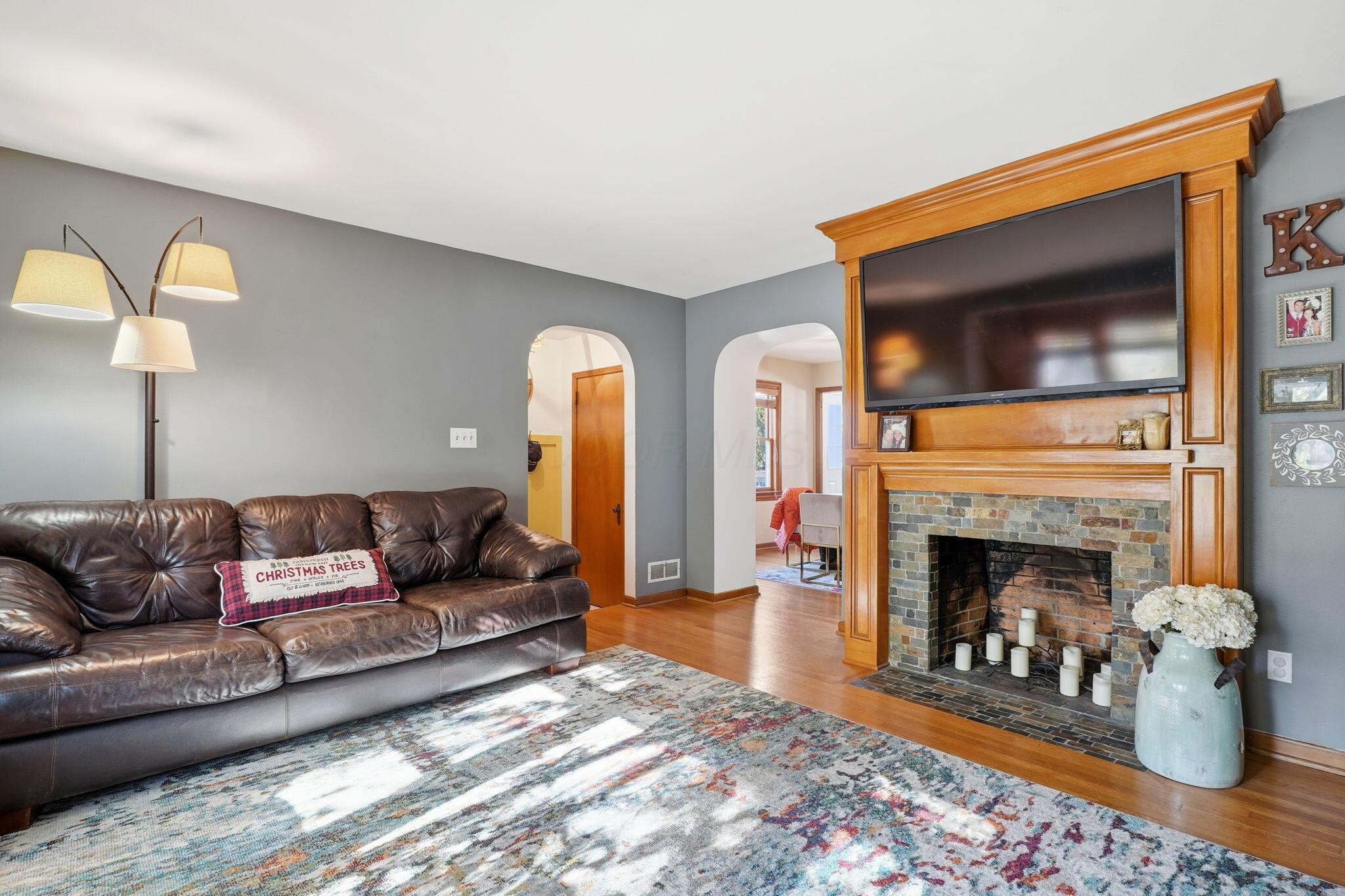 238 West Henderson Road Columbus, OH 43214 - Photo 16 of 46 57-web-or-mls-238-w-henderson-rd