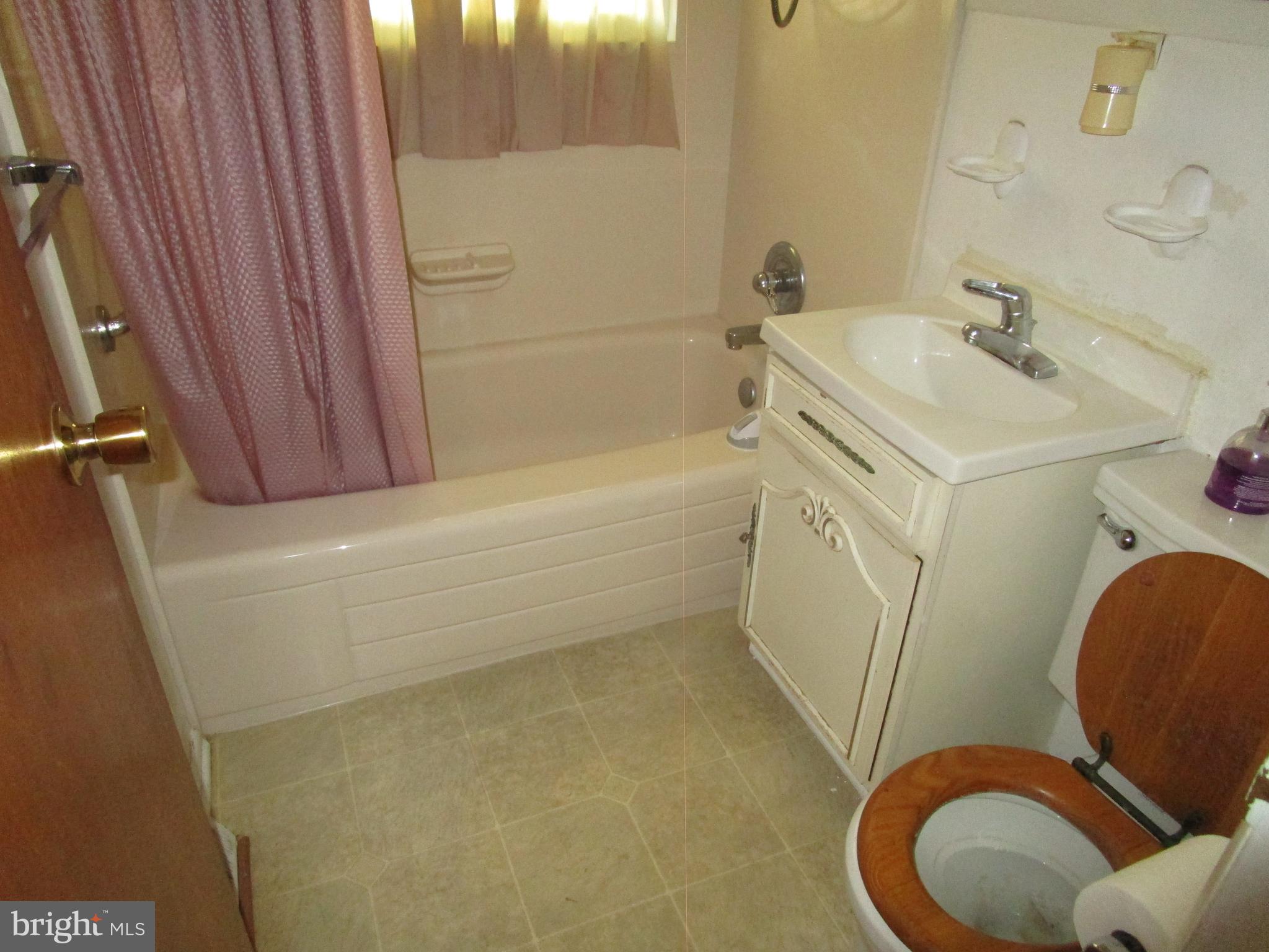 3114 Rheims Road Windsor Mill, MD 21244 - Photo 13 of 20 Gallery Image 13