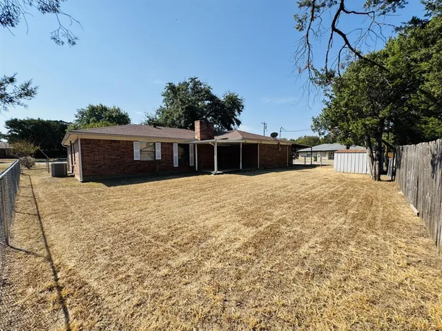 a view of a house with a outdoor space