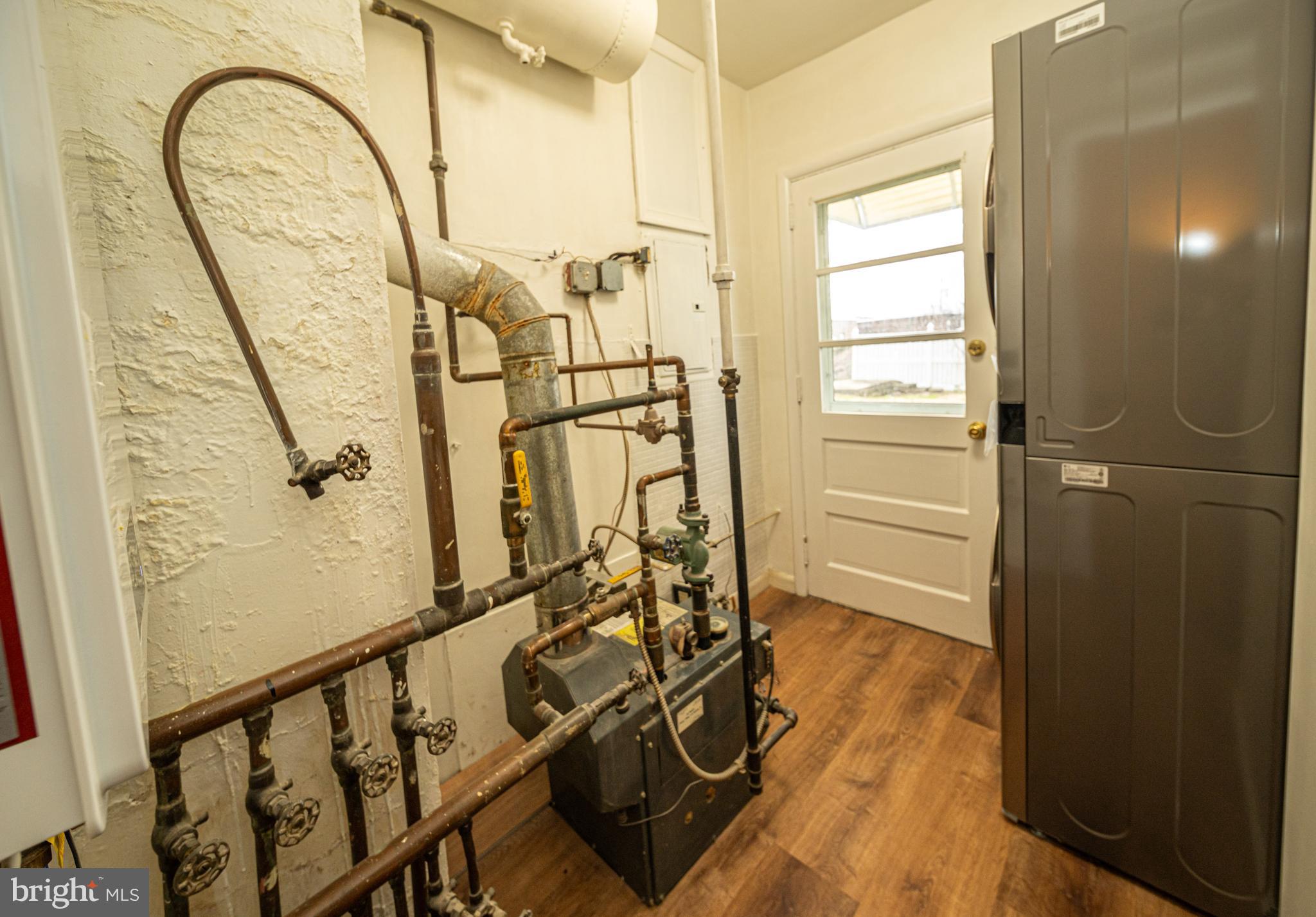 925 Arnold Street Philadelphia, PA 19111 - Photo 14 of 16