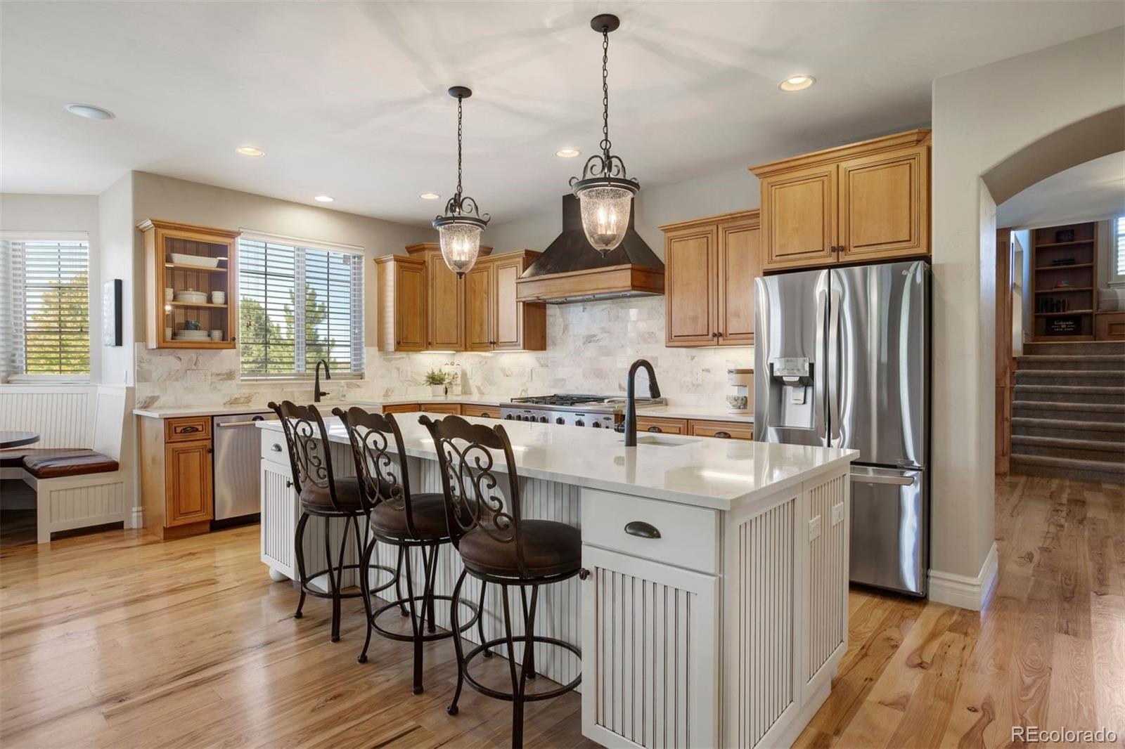 8519 High Ridge Court Castle Pines, CO 80108 - Photo 6 of 38 Gallery Image 6
