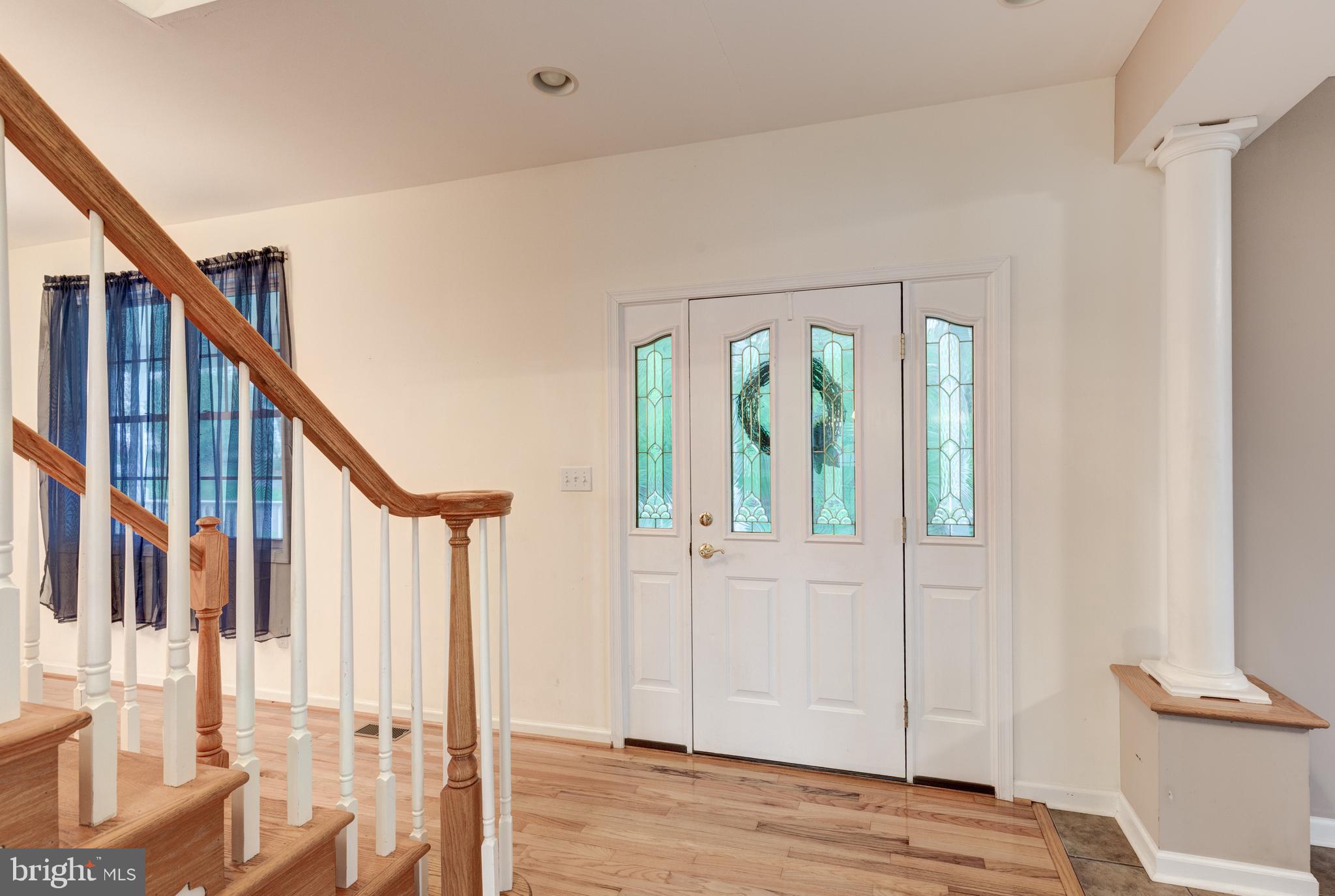 4491 Bark Hill Road Union Bridge, MD 21791 - Photo 6 of 54 Foyer