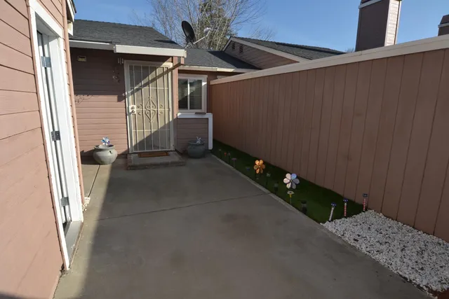 $315,000 | 1200 Lakewood Avenue, Unit 12, Modesto, CA 95355