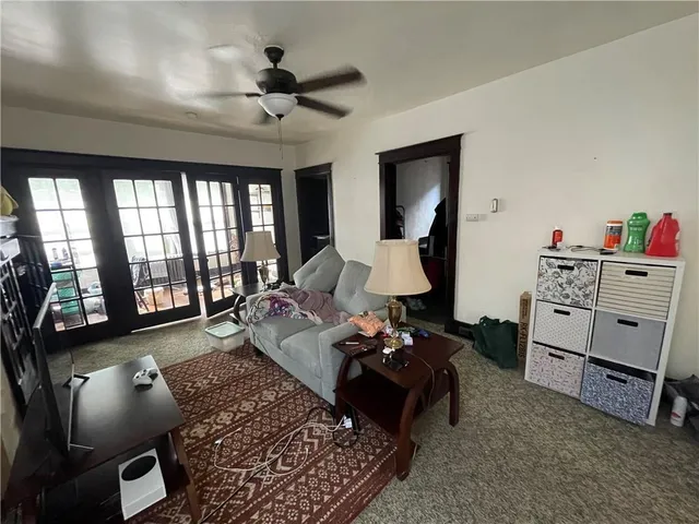 $1,200 | 573 East End Avenue, Pittsburgh, PA 15221