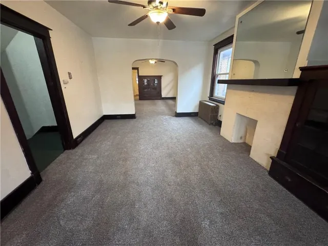 $1,200 | 573 East End Avenue, Pittsburgh, PA 15221