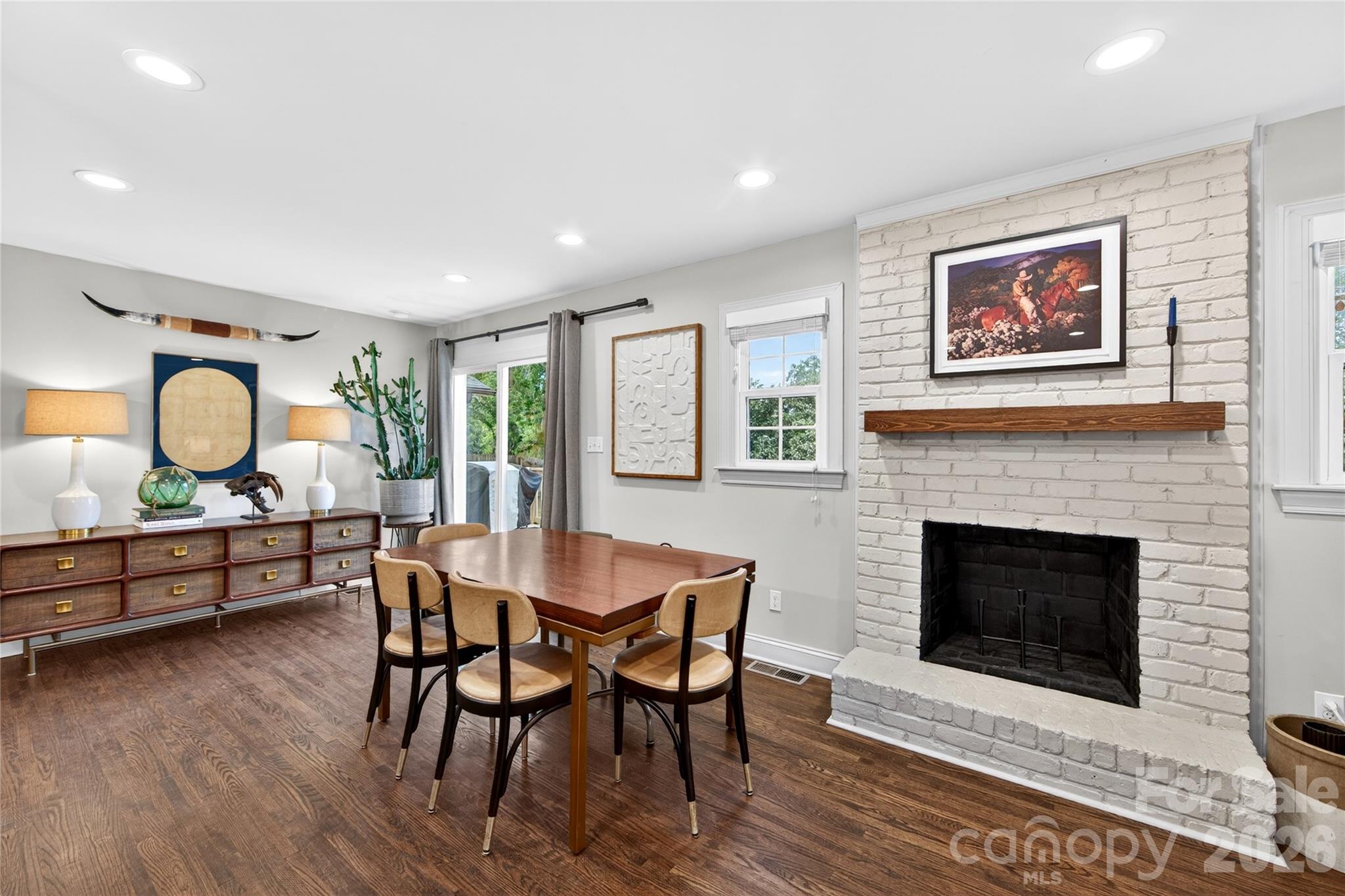 4023 Firethorne Road Charlotte, NC 28205 - Photo 8 of 33 Gallery Image 8