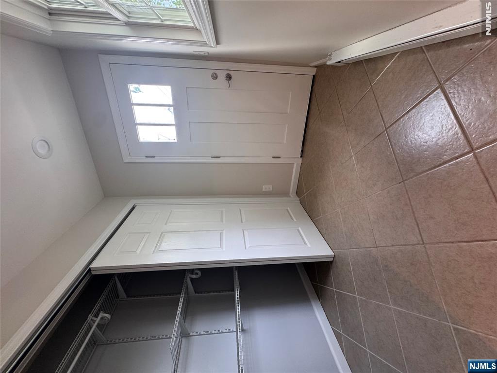 199 Maple Avenue Wallington, NJ 07057 - Photo 8 of 11 Gallery Image 8