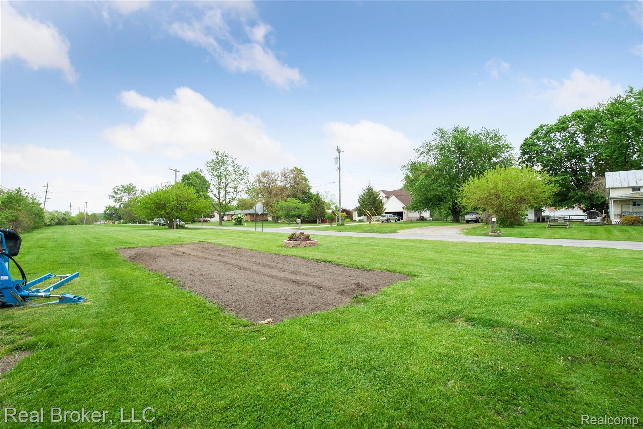 1601 Sandy Creek Road Monroe, MI 48162 - Photo 53 of 60