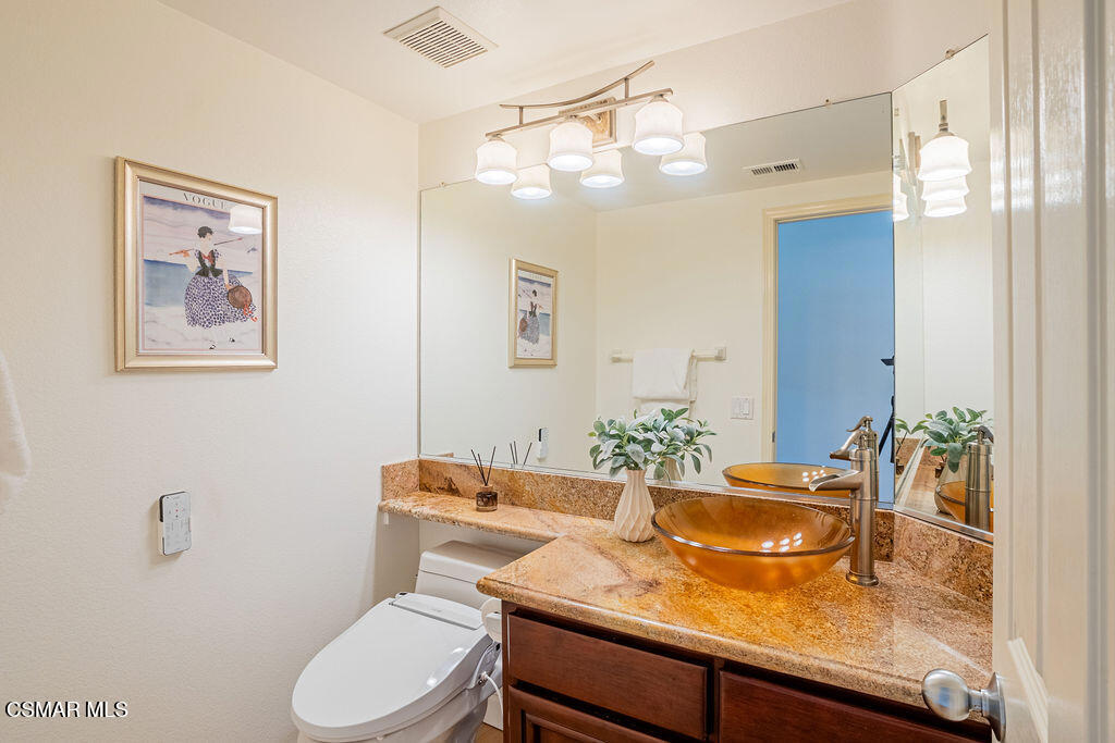 591 Hawks Bill Place Simi Valley, CA 93065 - Photo 7 of 23