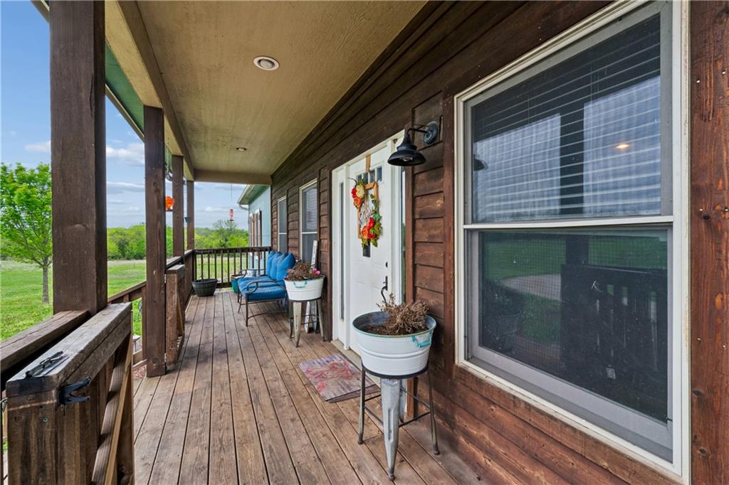 4370 Lee Road Mound City, KS 66056 - Photo 2 of 60