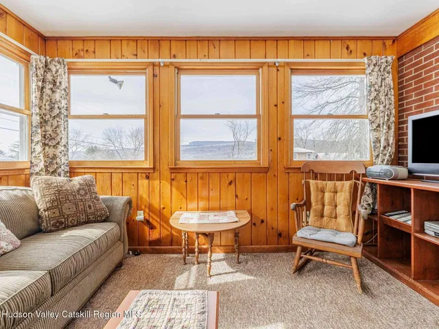 $2,500 | 11 Julia Avenue, New Paltz, NY 12561