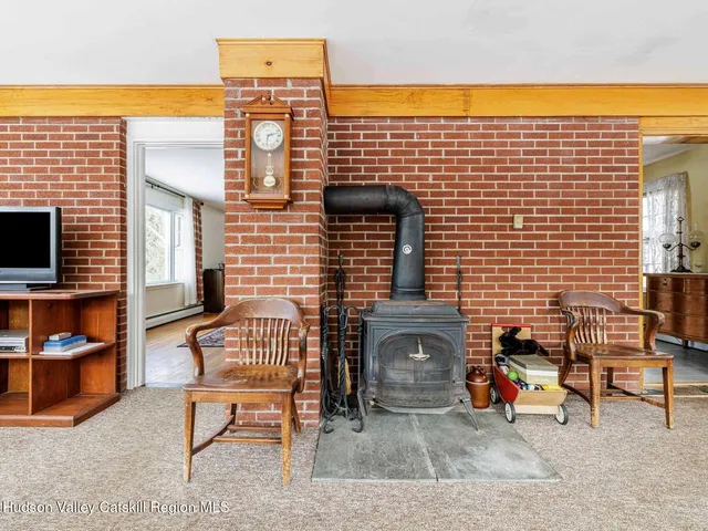 $2,500 | 11 Julia Avenue, New Paltz, NY 12561