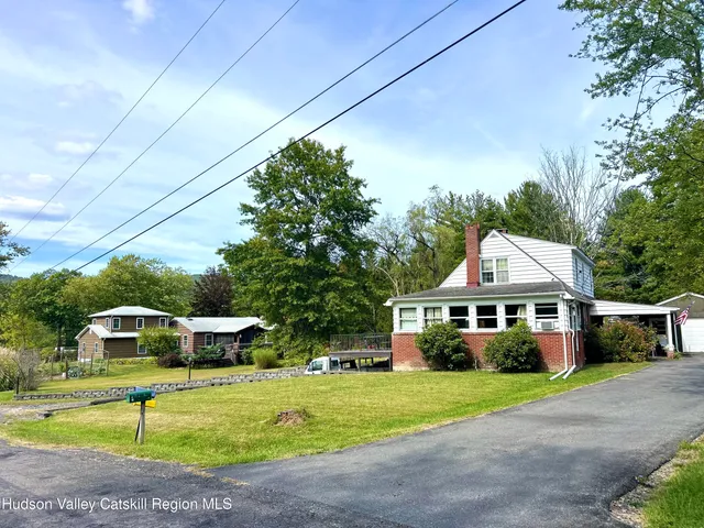 $2,500 | 11 Julia Avenue, New Paltz, NY 12561