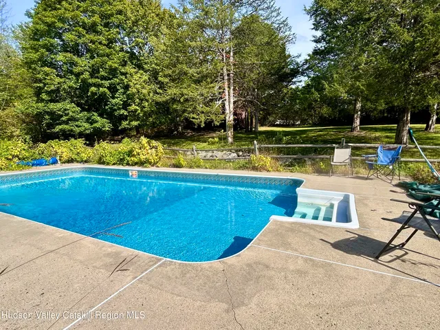 $2,500 | 11 Julia Avenue, New Paltz, NY 12561