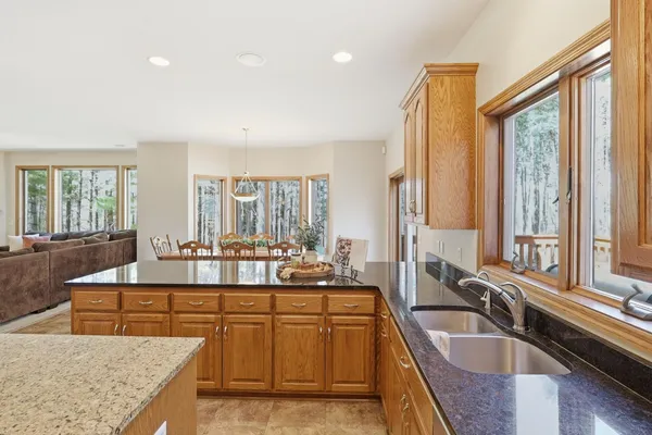 $995,000 | 1105 114th Street West, Inver Grove Heights, MN 55077
