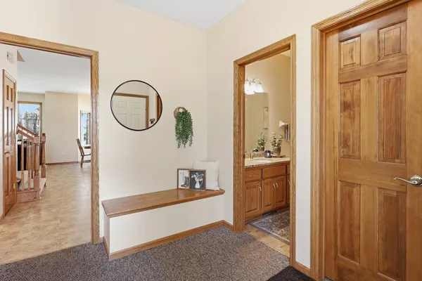 $995,000 | 1105 114th Street West, Inver Grove Heights, MN 55077