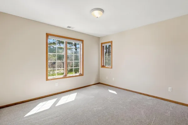 $995,000 | 1105 114th Street West, Inver Grove Heights, MN 55077