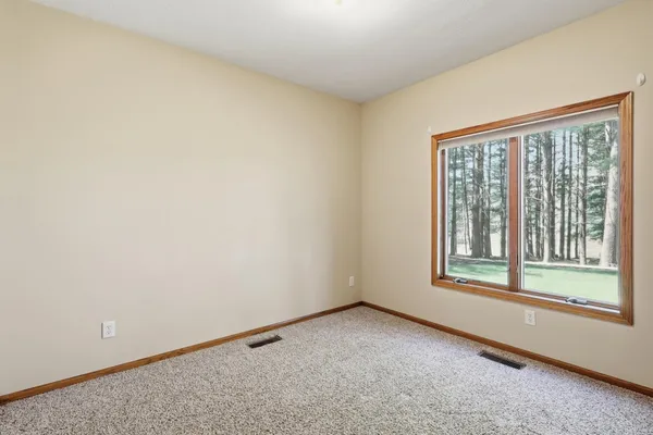 $995,000 | 1105 114th Street West, Inver Grove Heights, MN 55077