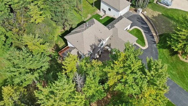 $995,000 | 1105 114th Street West, Inver Grove Heights, MN 55077