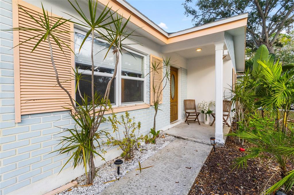 9717 54th Avenue North St. Petersburg, FL 33708 - Photo 5 of 42