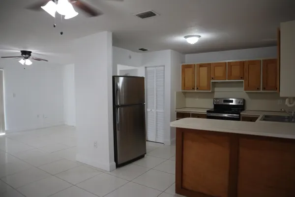 $3,200 | 12 Andros Road, Key Largo, FL 33037