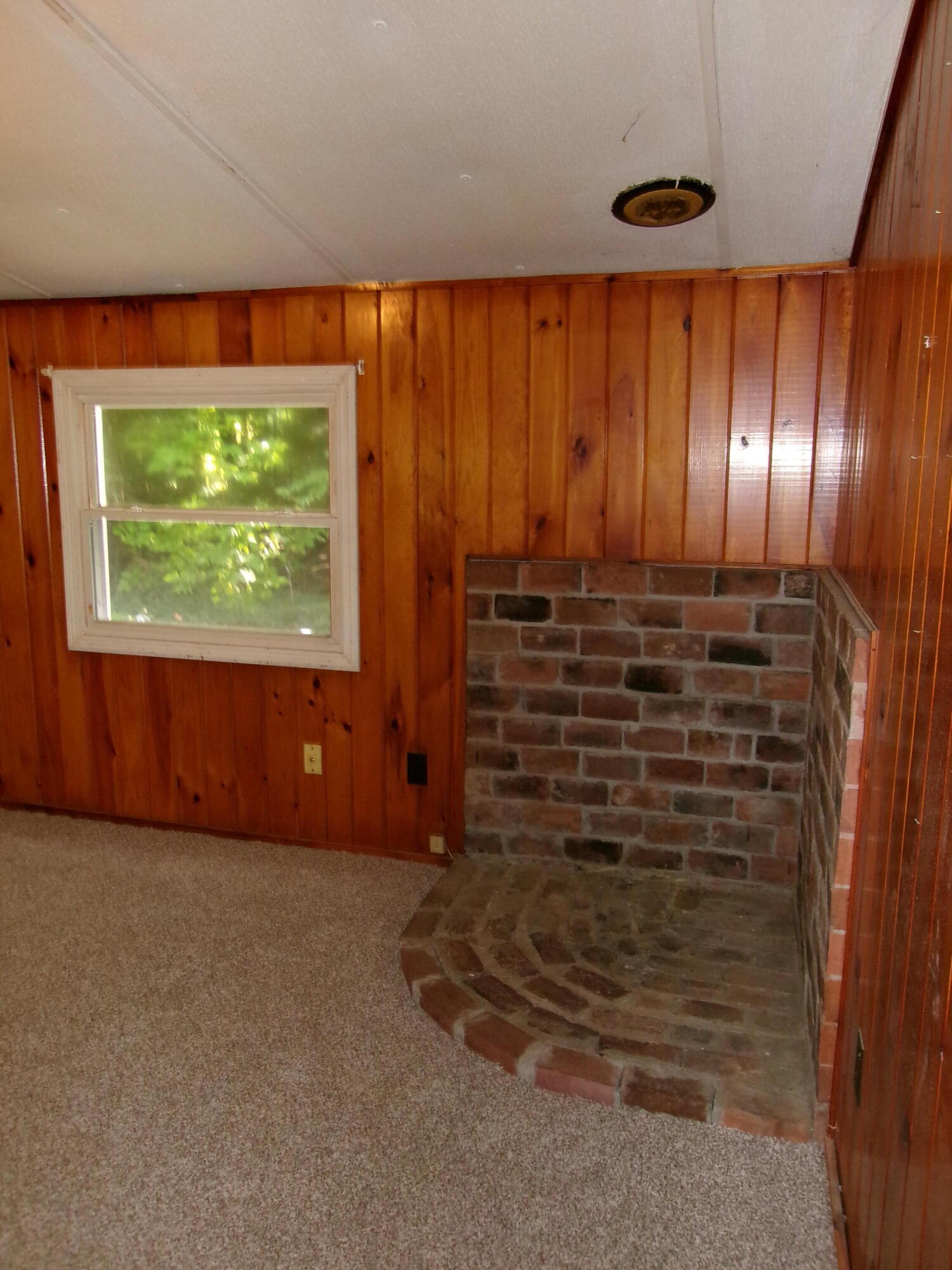 346 Warren Hill Road Jay, ME 04239 - Photo 10 of 22 156_0519