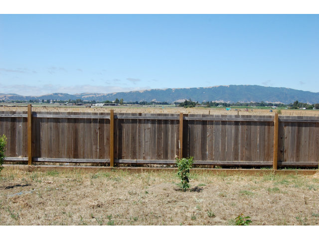 2726 Ferguson Road Gilroy, CA 95020 - Photo 7 of 8 a view of a backyard