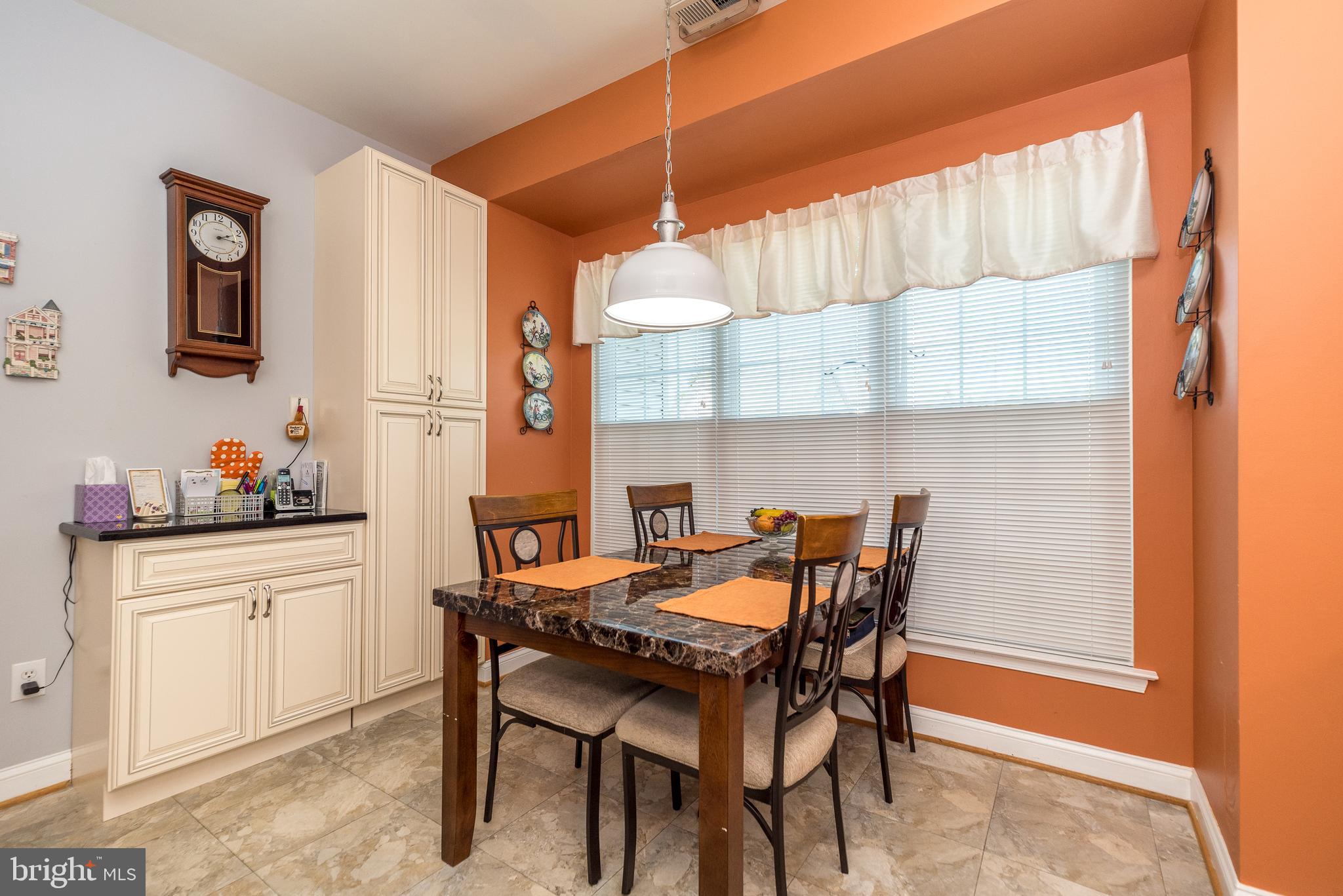 1601 Yorktown Road, Unit 40 Jamison, PA 18929 - Photo 11 of 26 Eat-in Kitchen